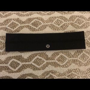 Lululemon Black Headband